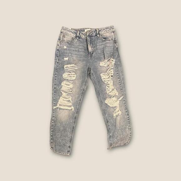 Ripped jeans size 9 never worn - Picture 1 of 8